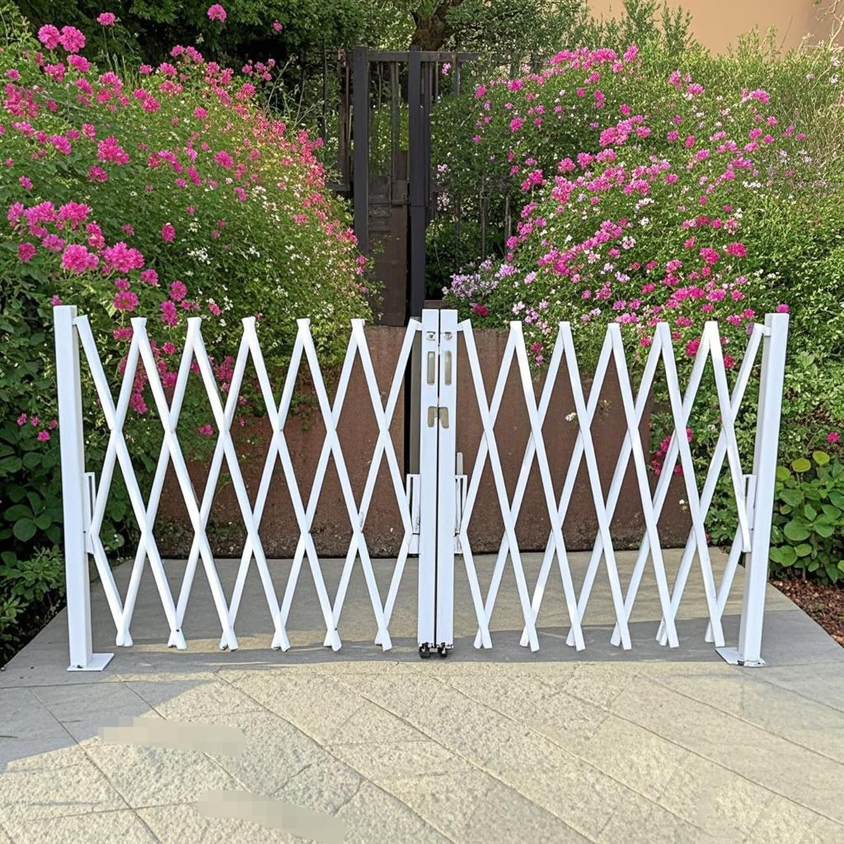 Expandable Metal Safe Gate with Wheels, Adjustable le Ga BER, Foldable Road Closure Fence (39.4 x 98.4 inches), Easy Installat, Flexible Design for Home & Pets